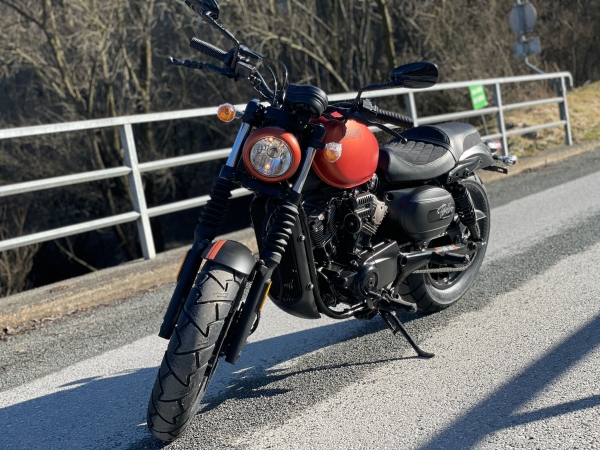 Hyosung GV 125 S Aquila Jetzt im Orange Farbe